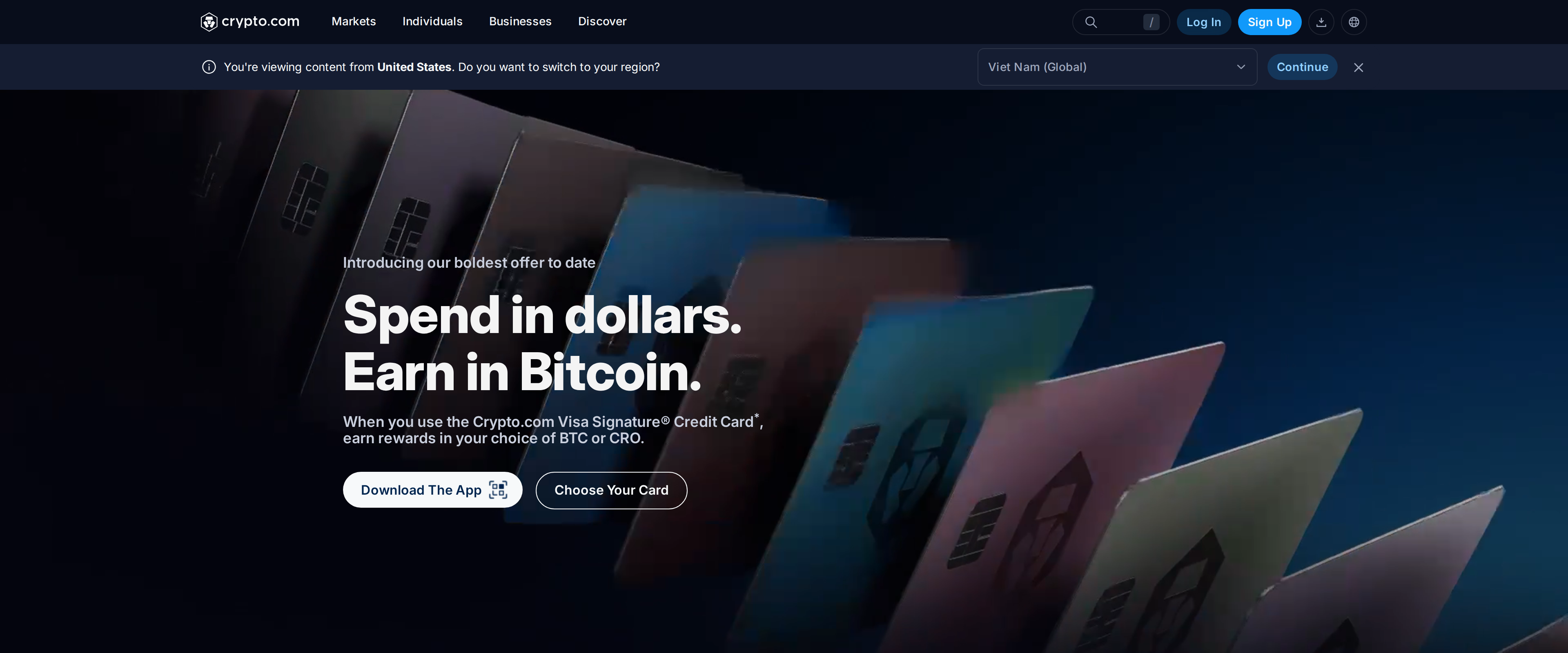 Crypto.com's Visa Signature Credit Card page, headlined Spend in dollars, earn in Bitcoin